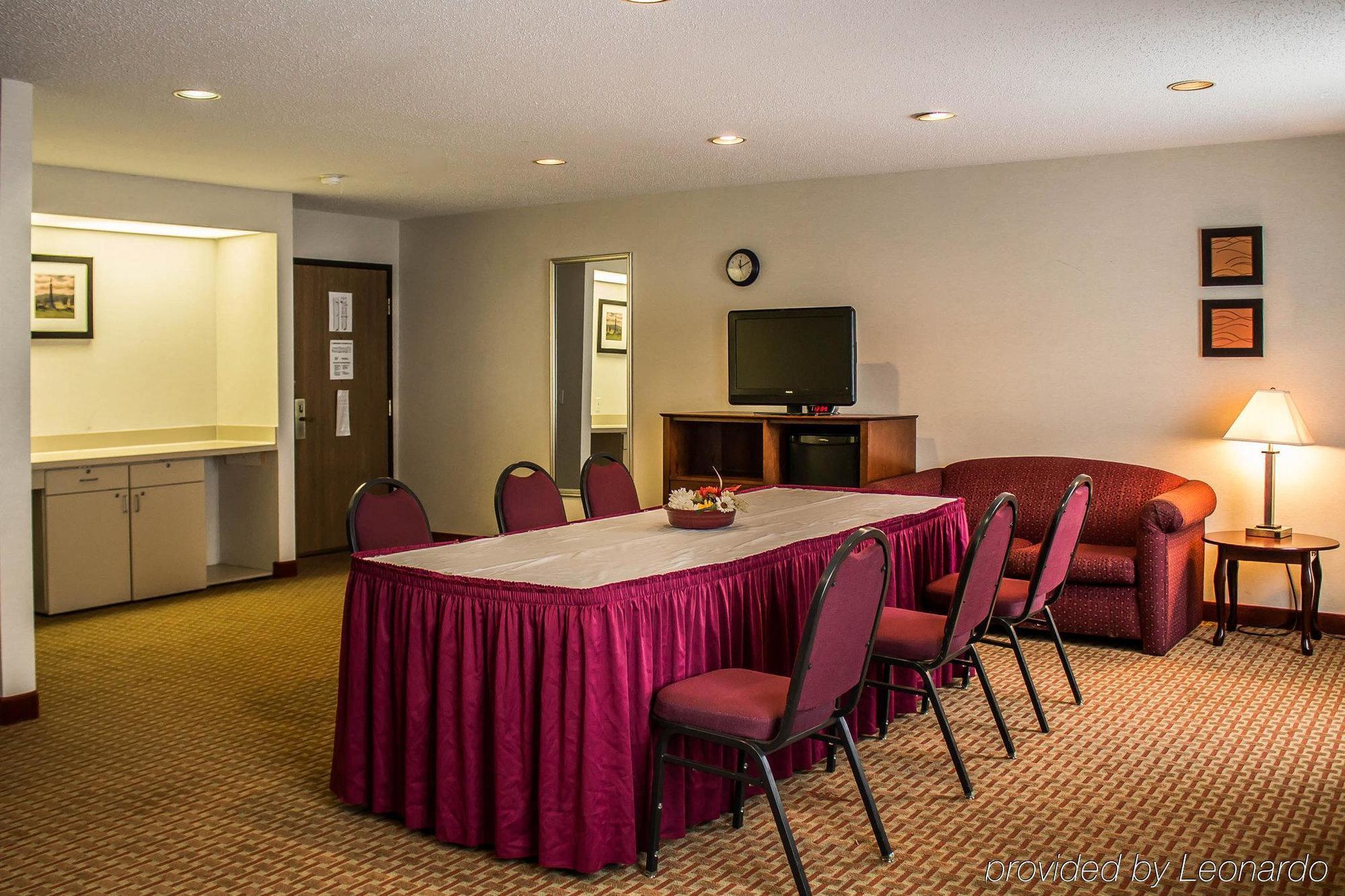 Quality Inn East Liverpool Exterior foto