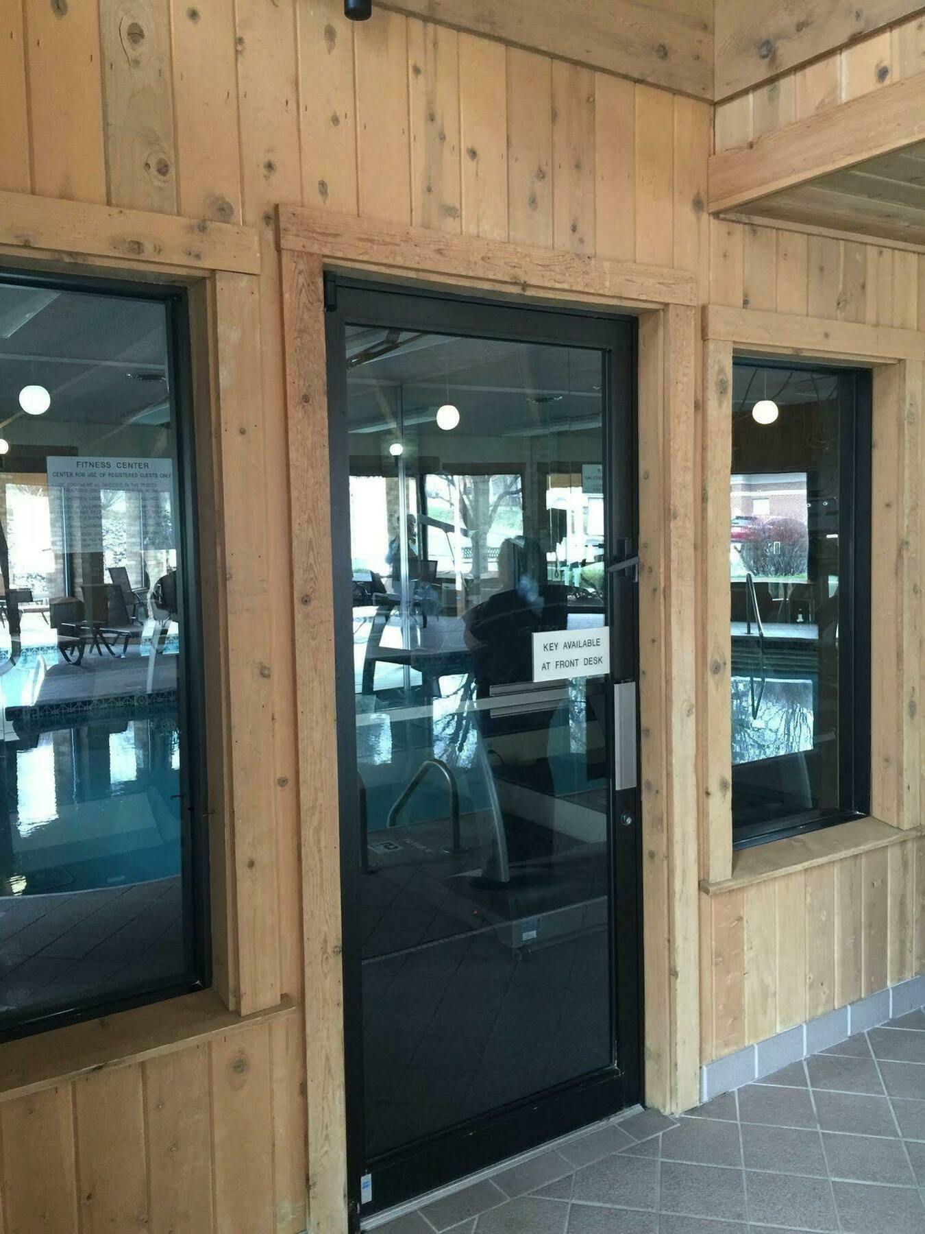 Quality Inn East Liverpool Exterior foto